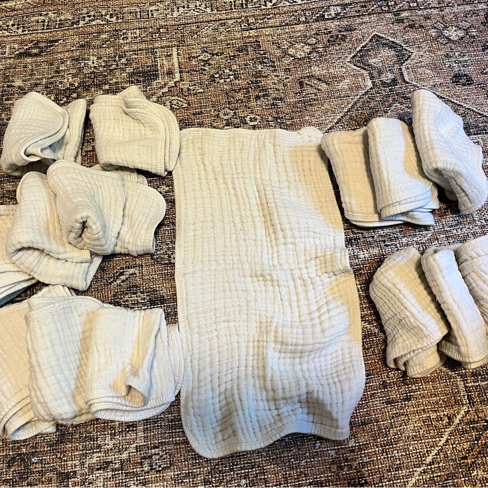 Lot of 15 muslin burp cloths